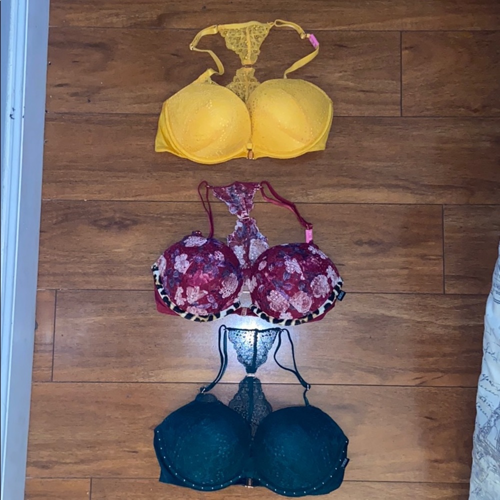 Pink Victoria’s Secret (3) Racer back Bra NWT 32 D